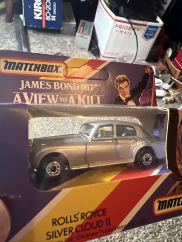 Matchbox Rolls Royce Silver Cloud ll James Bond 007 A View To A Kill 1985 NIB - Picture 7 of 11