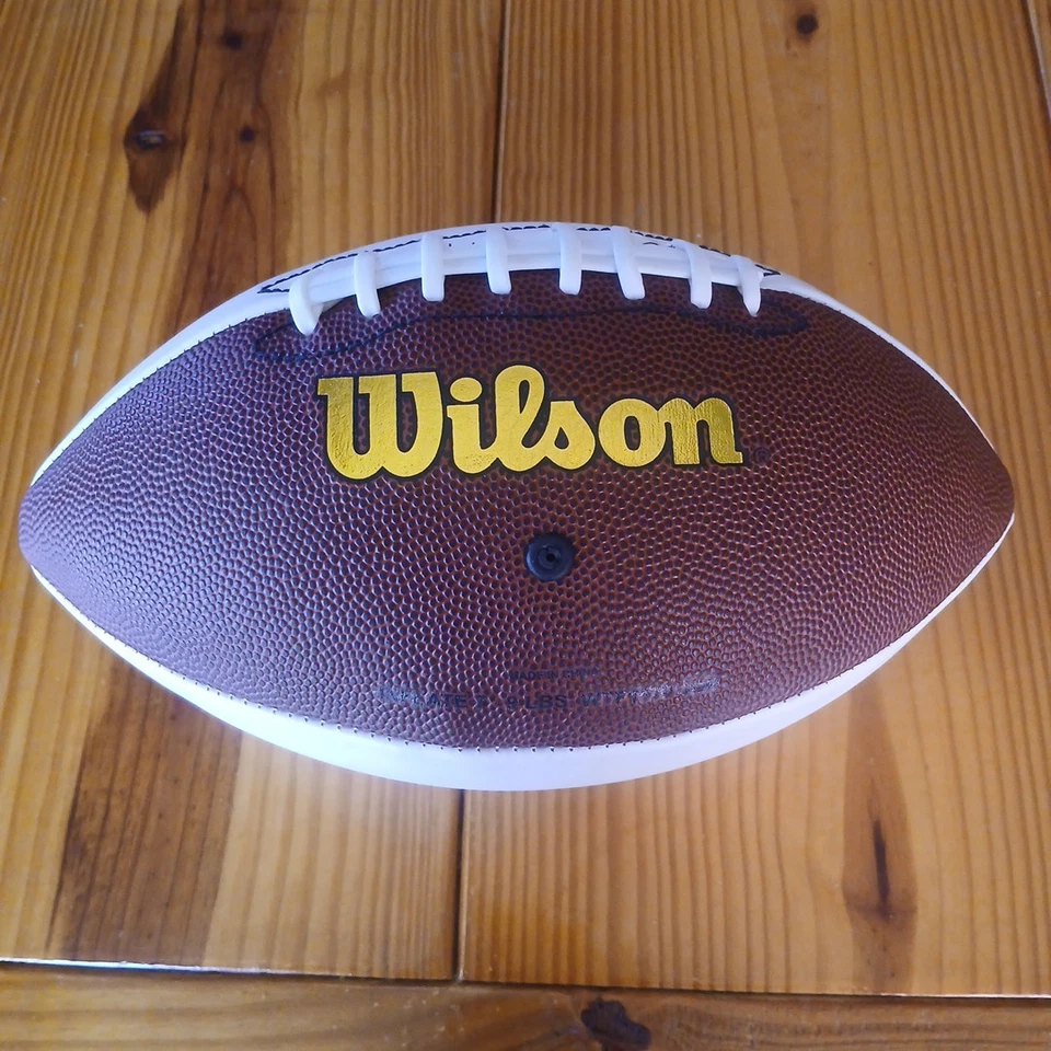 Fútbol americano autografiado por Archie Manning de Beacon Roofing Company Wilson Ball... Foto 3 de 4