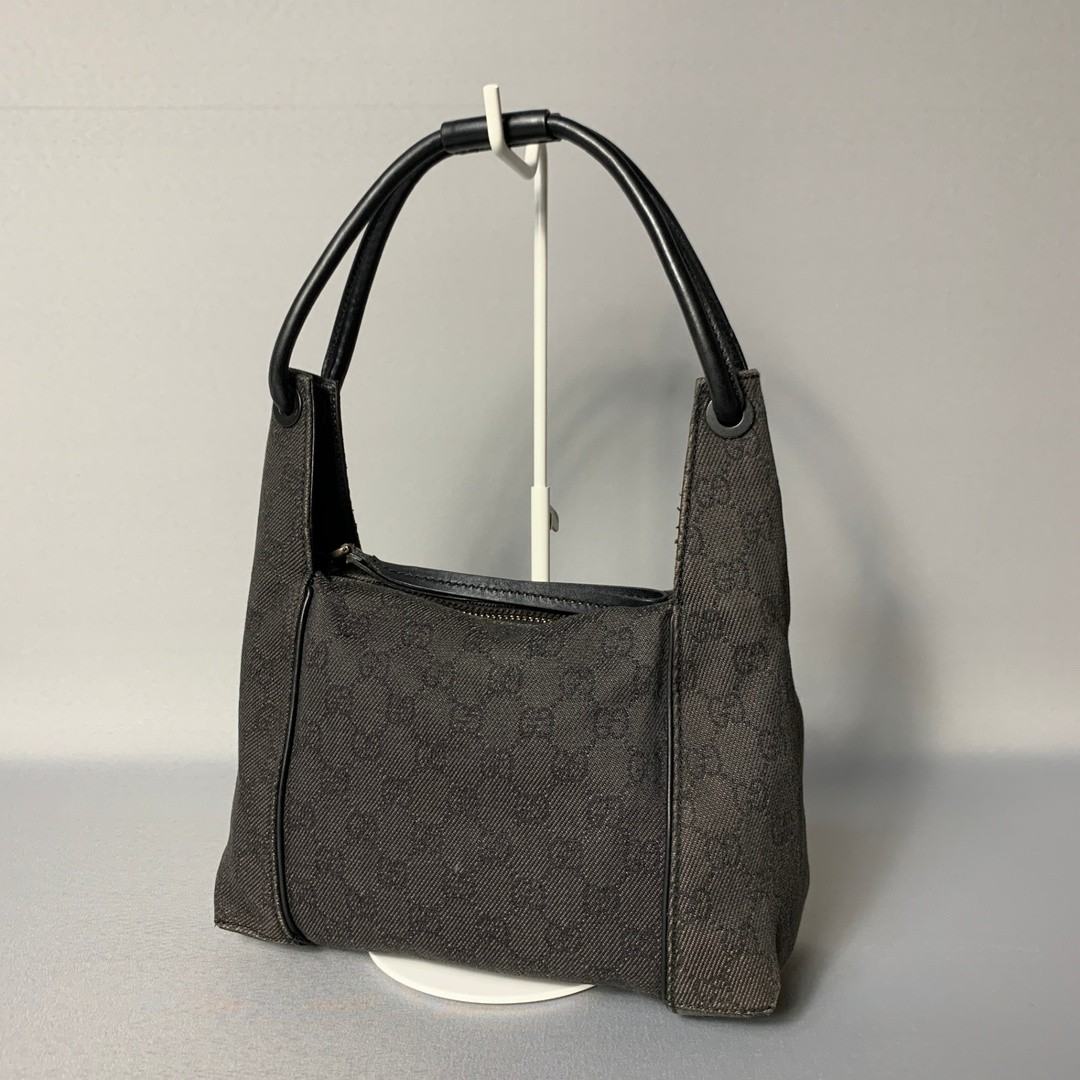 Gucci GG Canvas Black Handbag 2503 111 Excellent Condition
