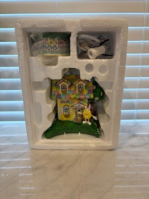 Vtg Department 56 M&M s Easter Bunny House Lighted Candy Dish 2004 Village READ
