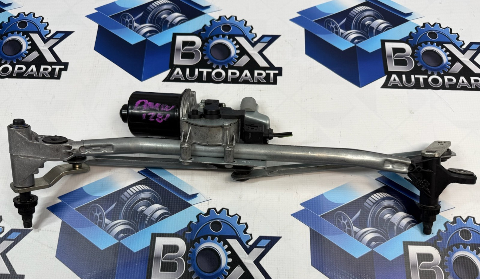 2008-2013 BMW E82 128i 135i Window Windshield Wiper Blade Motor Linkage OEM