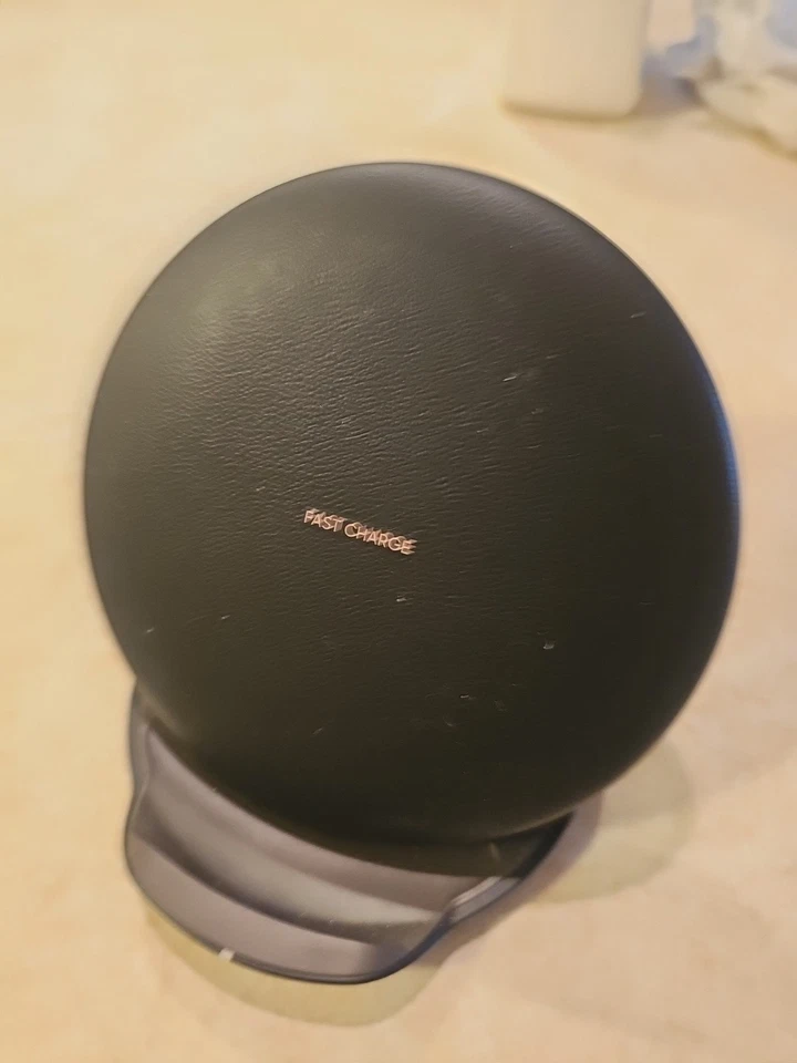 Samsung Fast Charging Station - Image 3 of 4