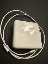 Genuine OEM apple 96w usb-c power adapter a2166 With Cord Nice