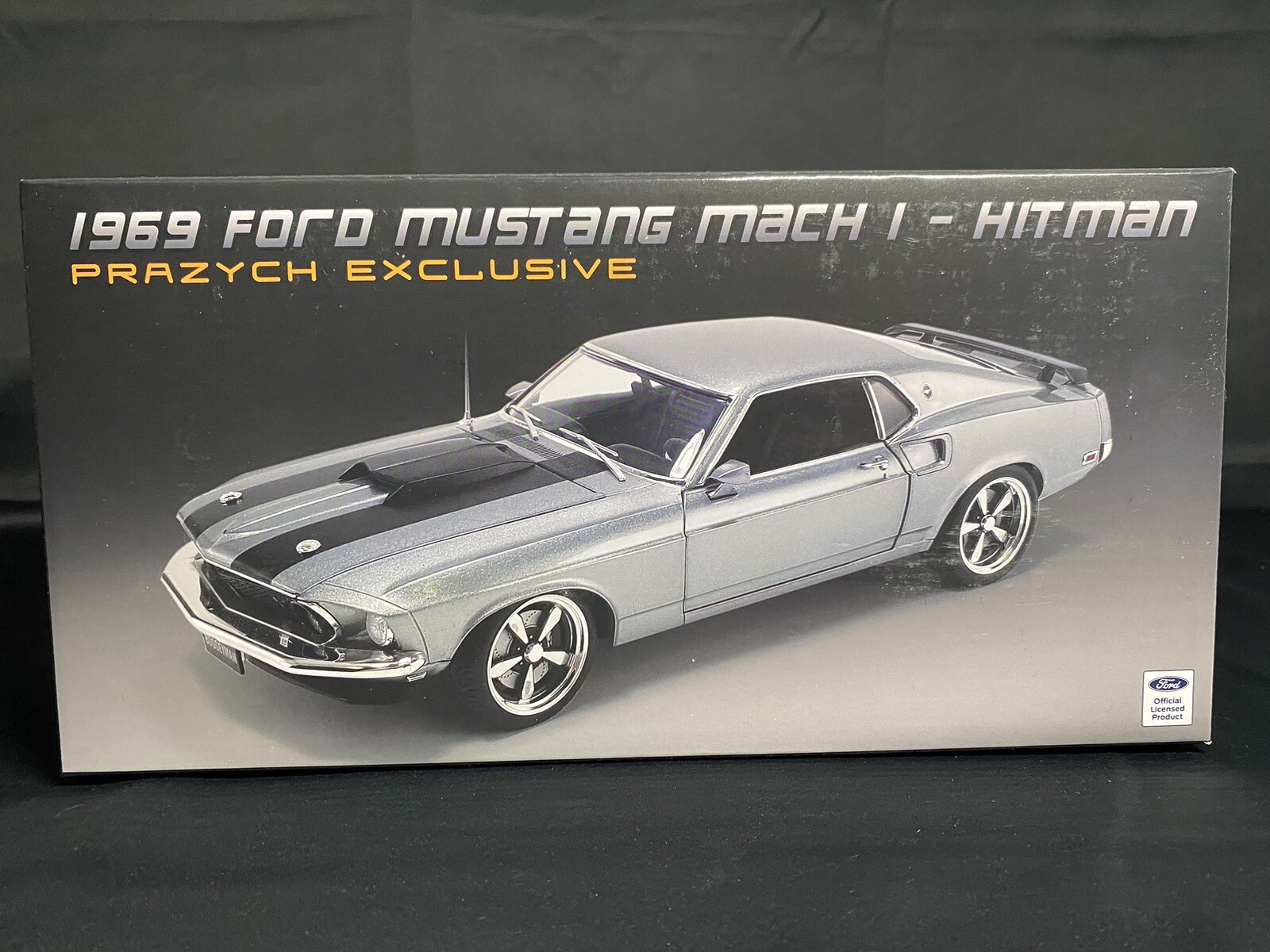 Miniature Ford Mustang Mach 1 1969 Hitman 1/18 édition collector
