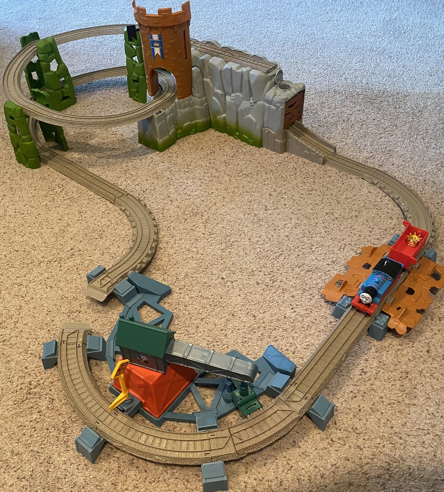 Thomas & Friends TrackMaster King Of The Railway Castle Quest Set
