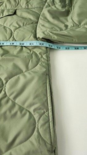 Nike Women's Oversized Quilted Jacket - Olive Green Size Small/Medium - Picture 9 of 10