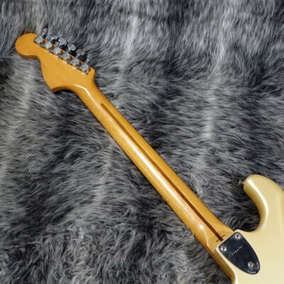 Fender Stratocaster ST72-70 1986年代 Aシリアル Fender Stratocaster ST72-70 1986年代 Aシリアル Fender Japan