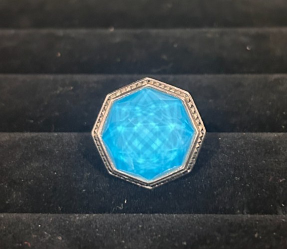 STUNNING STERLING SILVER WITH LARGE BLUE STONE SIZE 8 RING 