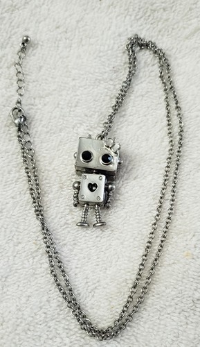 Silvertone 1 1/2" Moveable Articulated Robot Pendant & 24" Adjustable Necklace - Picture 4 of 5