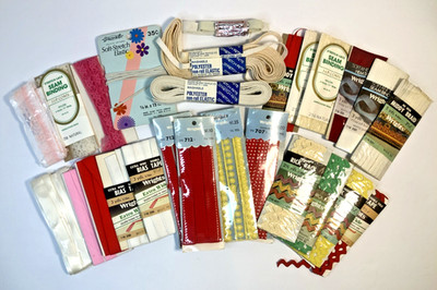 Vtg Sewing Trim Lot Laces, Seam Binding, Bias Tape, Rick Rack, Elastics, Wrights