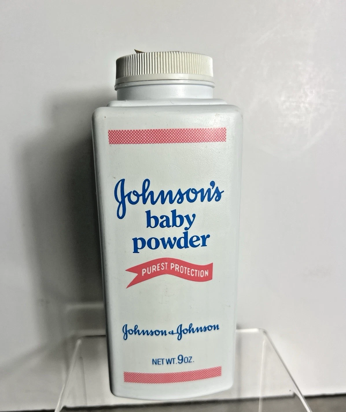 VTG Johnson's Baby Powder Purest Protection 9 oz – Talc Formula USA Embossed NOS
Opens in a new wind