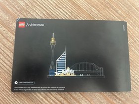 LEGO ARCHITECTURE: Sydney (21032) With Instructions!
