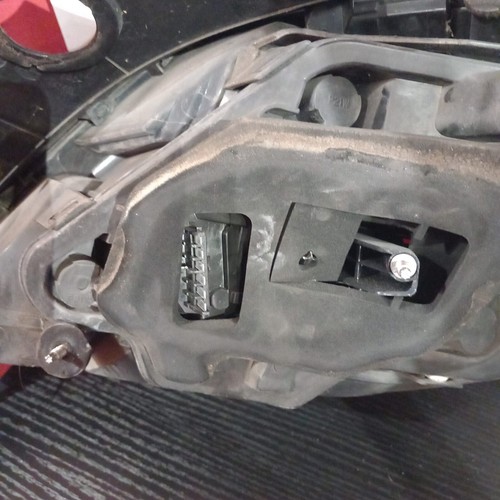 FANALE POSTERIORE SINISTRO OPEL ASTRA H GTC cod. 93190790 - Foto 7 di 7