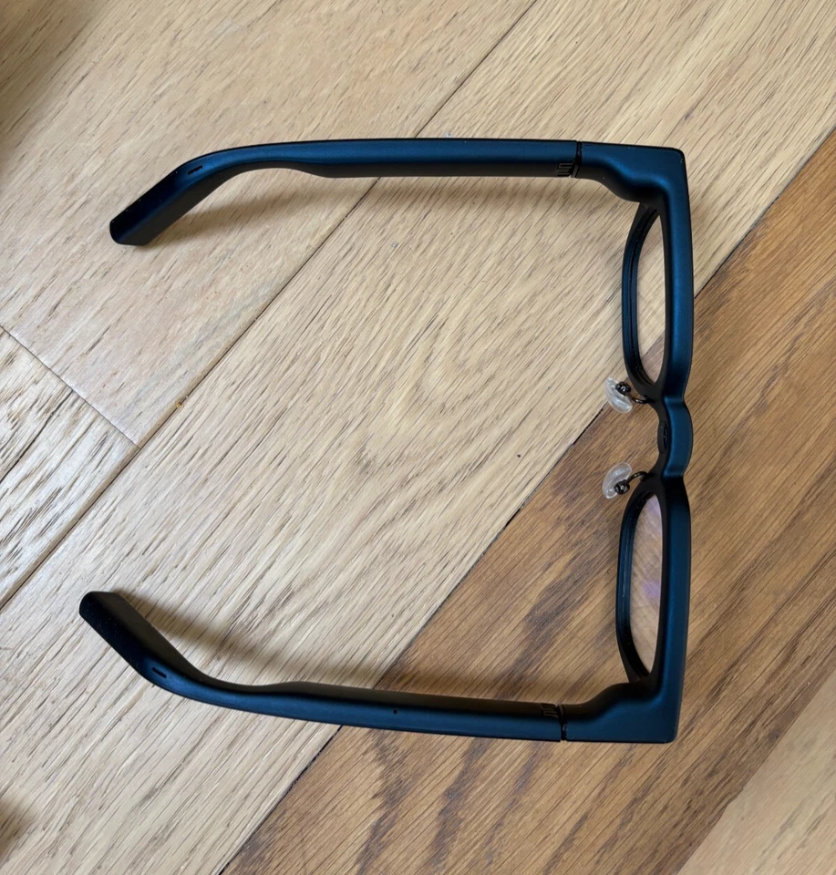 Hearview Smart Glasses for the Deaf and Hard of Hearing - Image 3 of 4