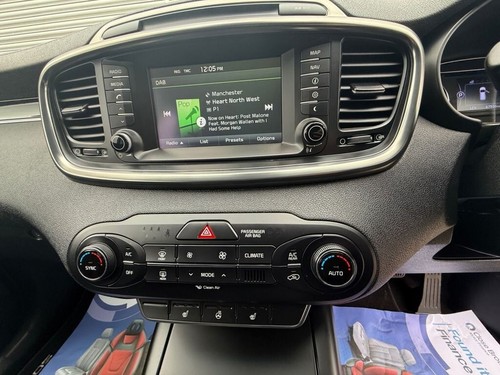 2017 Kia Sorento 2.2 CRDi KX-2 SUV 5dr Diesel Auto AWD Euro 6 (s/s) (197 bhp) ES - Picture 15 of 21