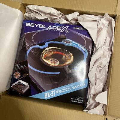 【クリスマスに】BEYBLADE X BX-37 スタートダッシュセットベイ2種 Beyblade X BX-37 Double Extreme Stadium Set Christmas Present