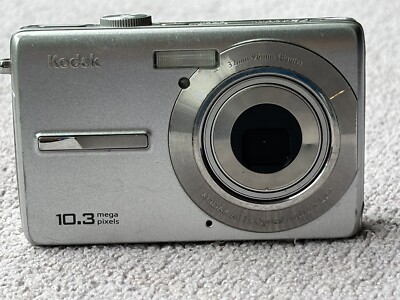 Kodak EasyShare M1063 10.3MP Digital Camera - Red - PARTS ONLY