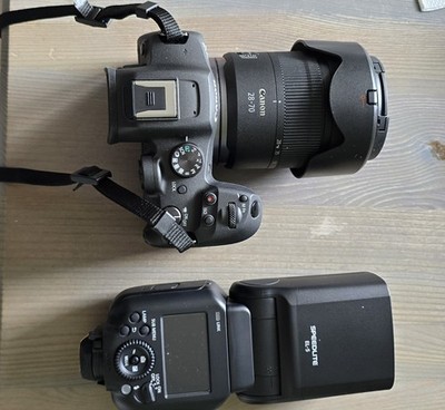 Canon EOS R7 32,5MP Systemkamera - Schwarz nebst Fotoausrüstung