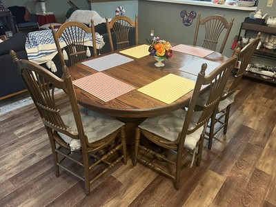 Amish Made Solid Wood Table With 8 Chairs And 4 Leaves