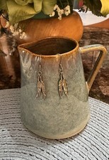 VTG Signed 92.5 SS Gold Plate Feather Fishhook Earrings Fashion Merchandise Corp