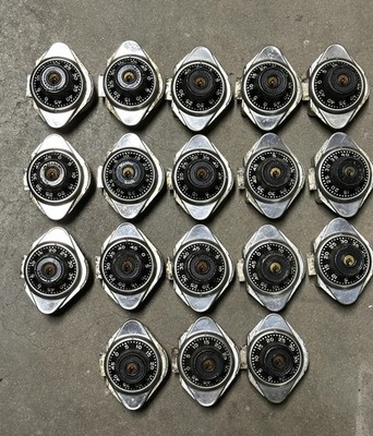 Lot of 18 Master Lock Built-In Locker Combination Locks - No Combo No Key PARTS