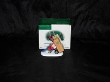 Dept Department 56 Elf Delivering Real Plastic Snow North Pole Series Christmas