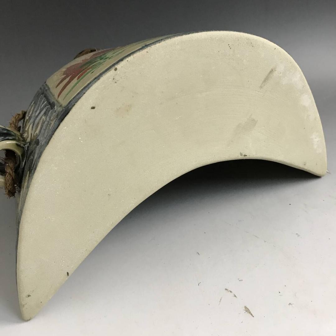 Okinawa Sueyoshi kiln Tsuboya ware Tsuboya Dachi bottle Holding bottle Red