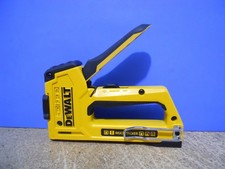 DEWALT DWHTTR510 5 IN 1 MULTI-TACKER STAPLER ...