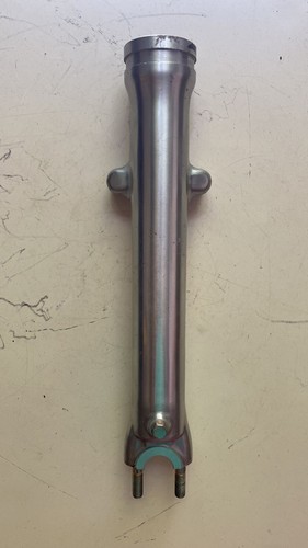 SUZUKI TS100 TS100C TS 100 Right Outer Fork 51131-48130 GENUINE JAPAN N.O.S - Picture 5 of 6