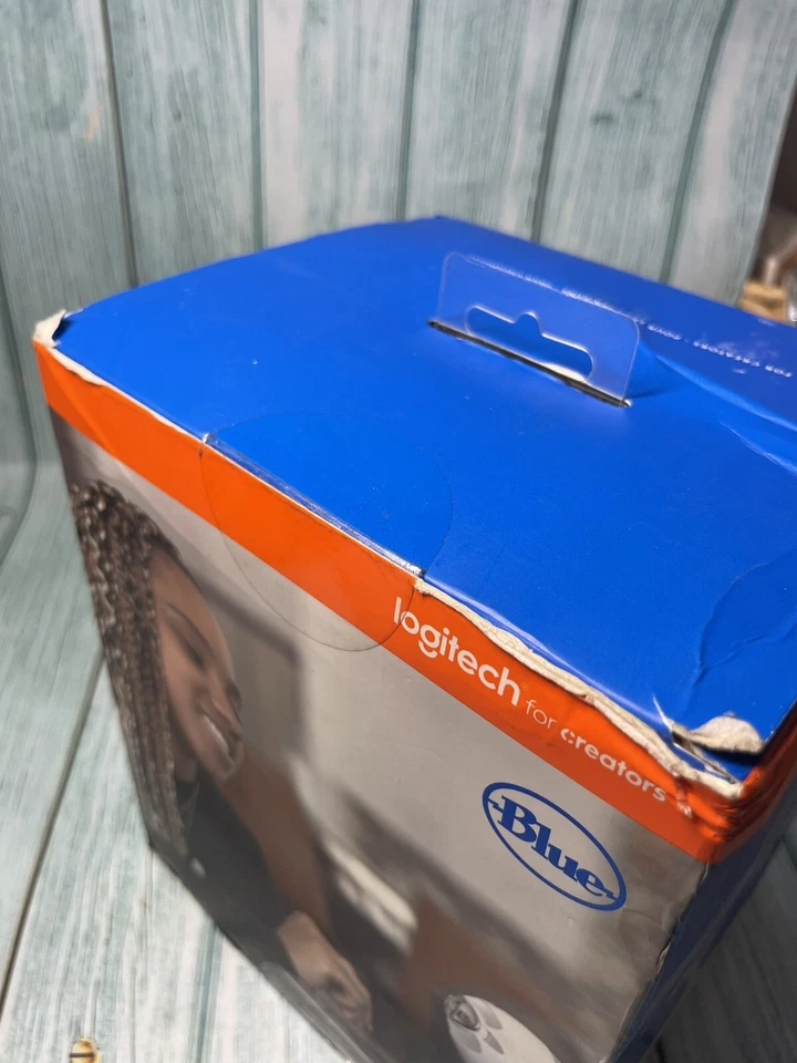 NEW Blue Snowball iCE USB Microphone Recording Streaming Vlog Logitech Plug In - Image 4 of 4