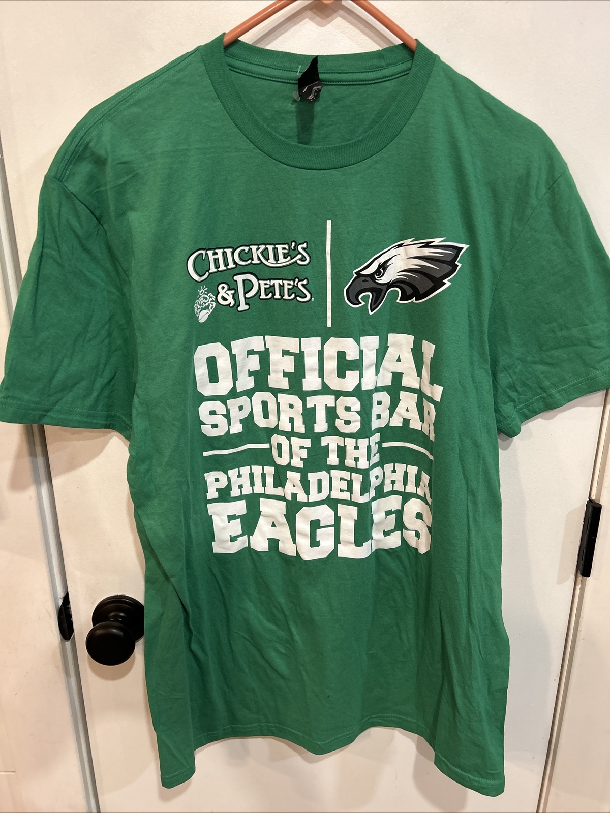 Chickie and Pete’s Official Sports Bar of the Phila Eagles T shirt