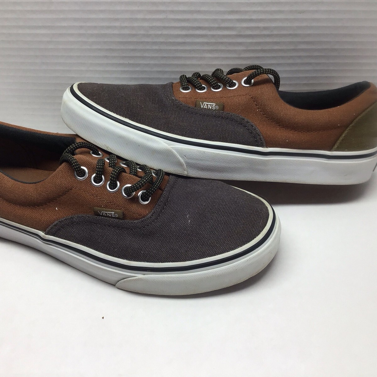 VANS Era Off The Wall Skate Shoes Men's Women's Tone