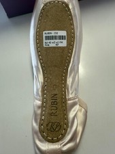 Russian Pointe Rubin 40W3V2FM Pointe Shoe