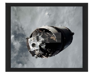 LUNAR MODULE SPIDER ATTACHED TO S IVB STAGE OVER EARTH 1969 8X10 FRAMED PHOTO