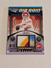2021 Panini Absolute Air Raid Patrick Mahomes 16/25 Chiefs Player Worn Material