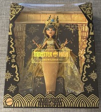 Monster High Howliday Cleo De Nile Doll Set Winter Edition Gold HXJ00 2024 NEW