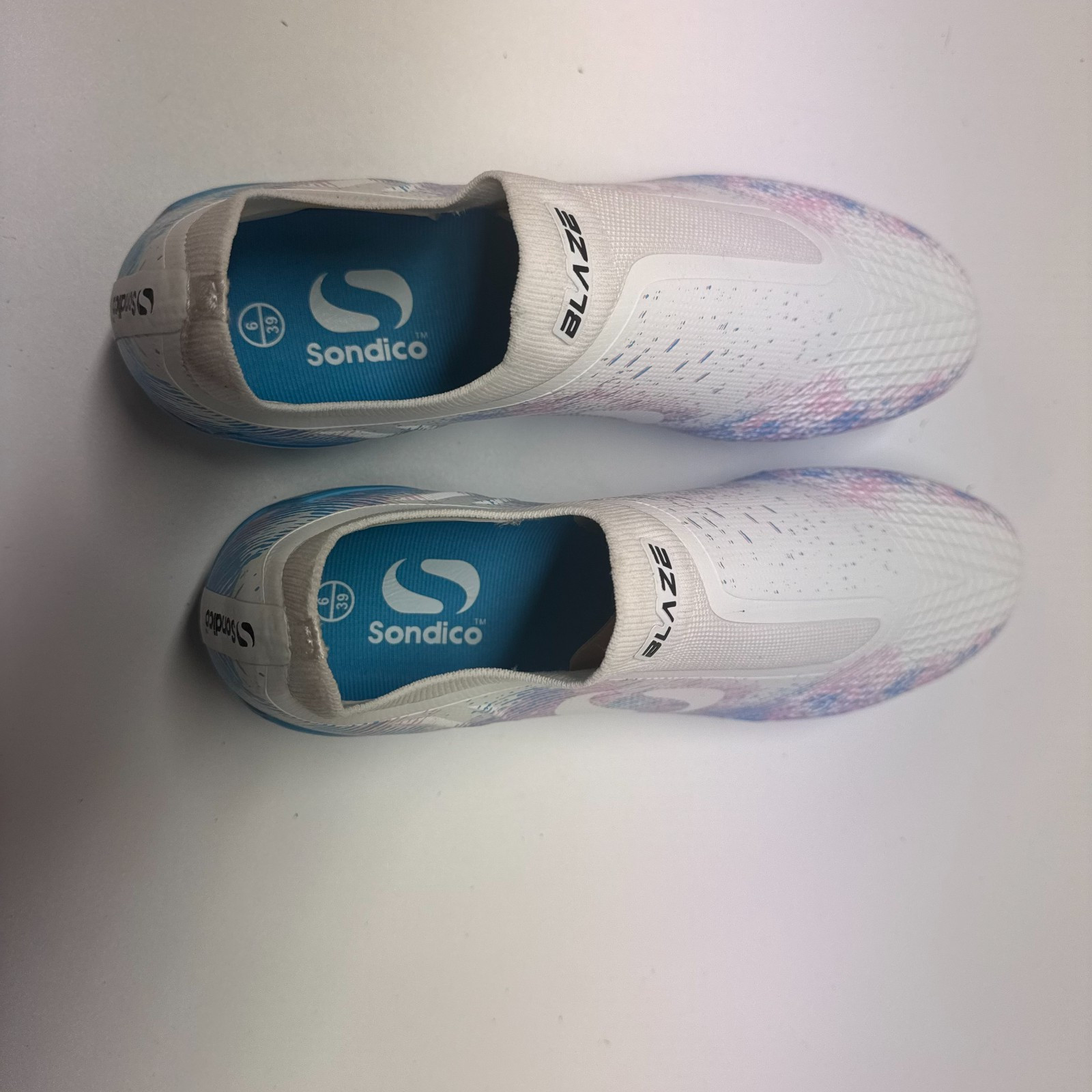 Sondico Blaze Football Boots UK 6 EU 39 FG White Blue Sock Fit image 3