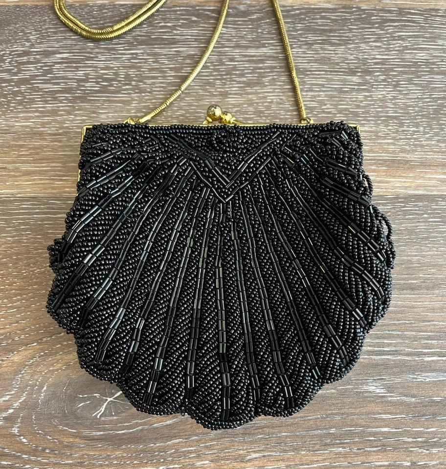 Vintage Black Beaded Clam Shell Purse Evening Bag Gold Chain Strap Kiss Lock - Image 2 of 4