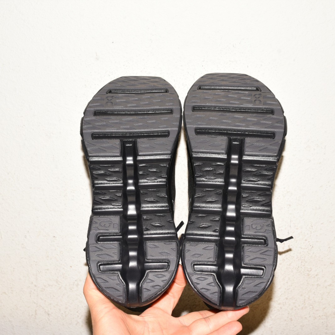 On Running Cloudtilt Black Eclipse Men US 11.5 / … - image 18