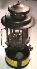 Lampa benzynowa Coleman z 1973 roku / wyprodukowana w USA / działa
