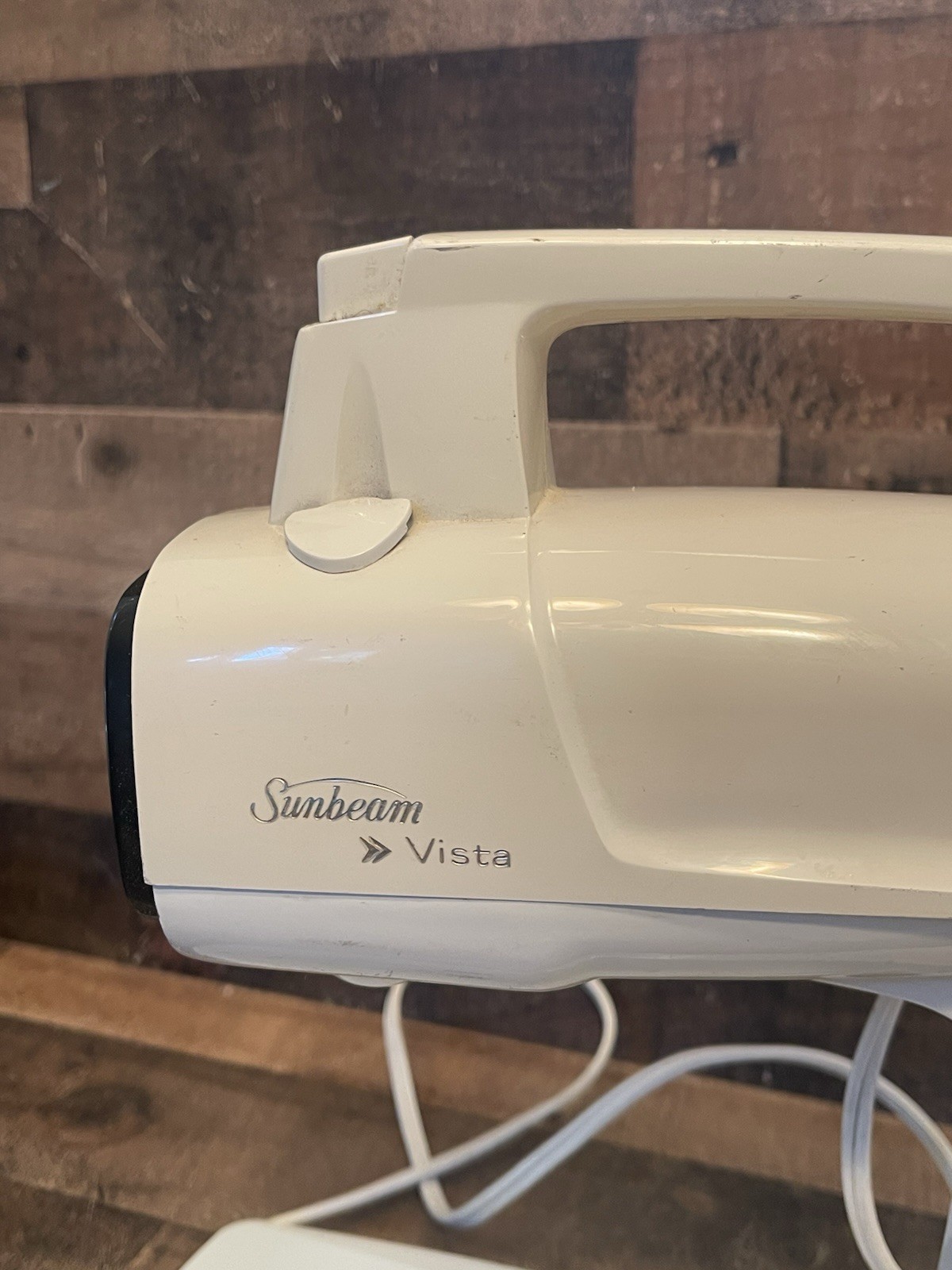 Vintage Sunbeam Vista Deluxe Mixmaster 12 Speed . Mixer ONLY As Shown