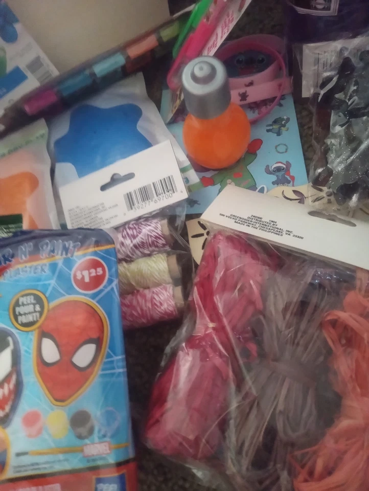 Paquete de caja de suministros artesanales Foto 2 de 4