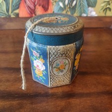 Vintage mid century 1950s Scribbans -Kemp biscuit tin repurposed as a string tin
