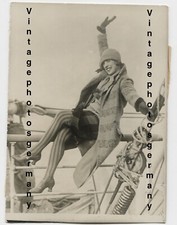 G1788 Photo 1920s Woman Girl Fishnet Stockings Snakeskin - Stockings Fashion Shoe