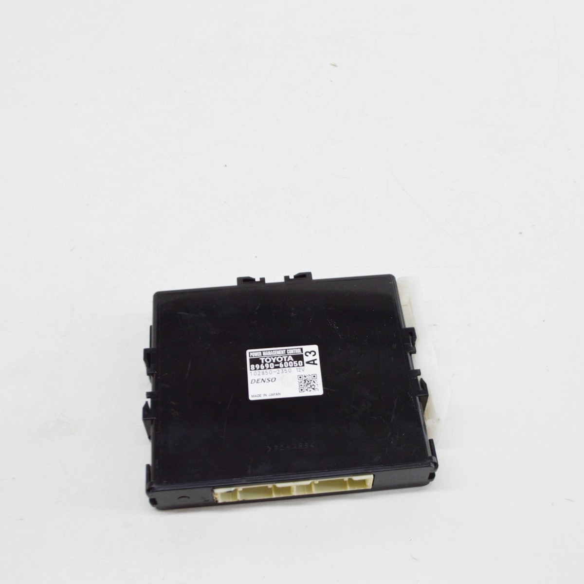 Ｍ TOYOTA LAND CRUISER J150 Power Management Control Unit 89690
