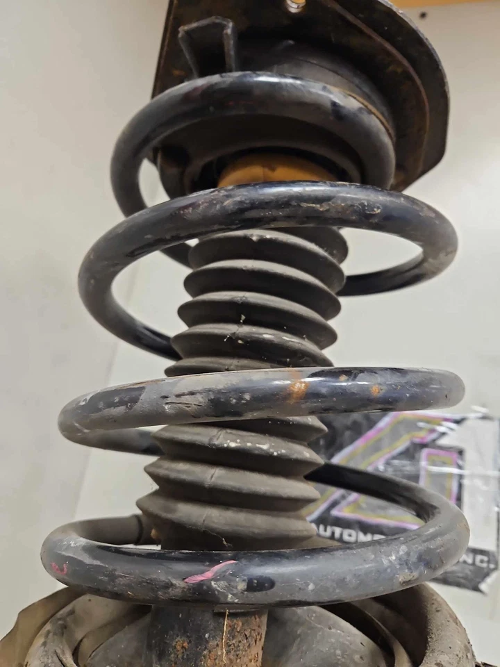 86-99 BUICK LeSABRE Conjunto de Apoio de Suspensão Frontal Direito ou Esquerdo Lado do Passageiro Rh Lh OEM - Imagem 4 de 4