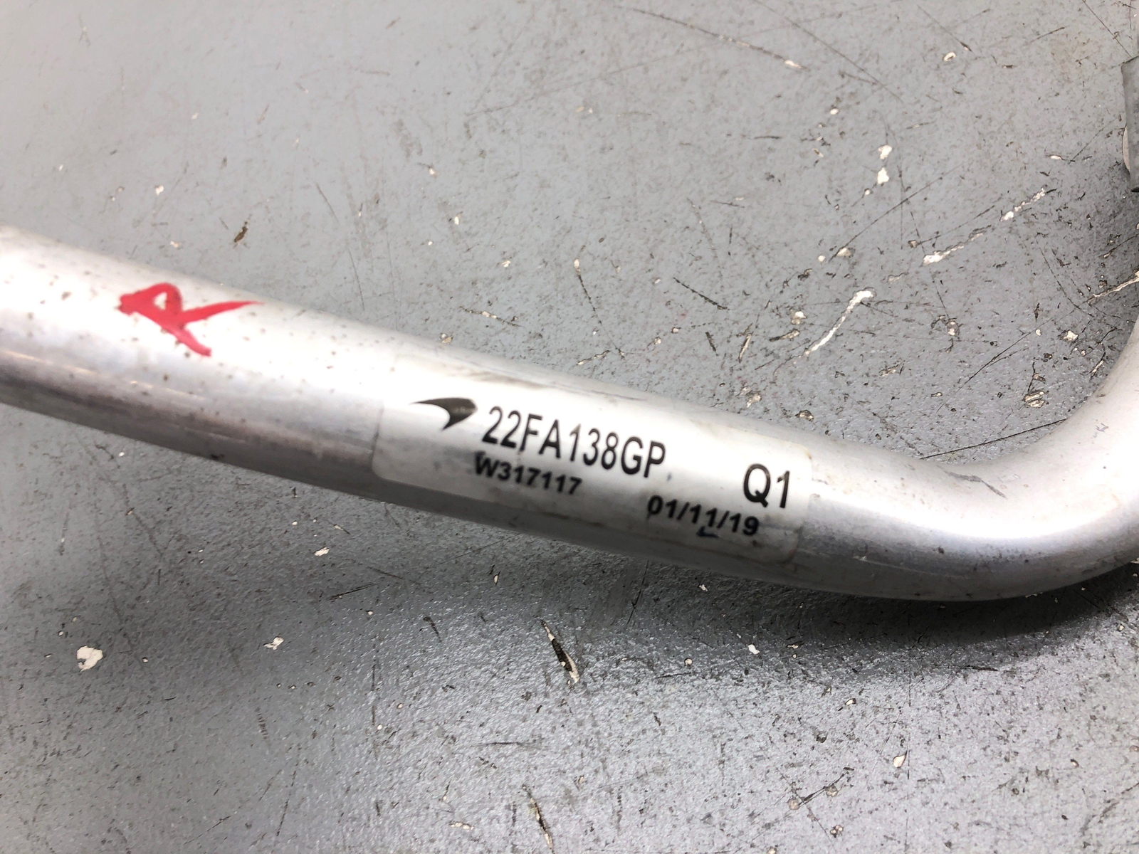 2020-2023 MCLAREN GT 4.0L ENGINE OIL TANK LINE PIPE HOSE 22FA138GP OEM 2021 2022