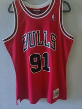 Mitchell  Ness Dennis Rodman 97/98 Bulls Swingman Jersey Men's Large NWT