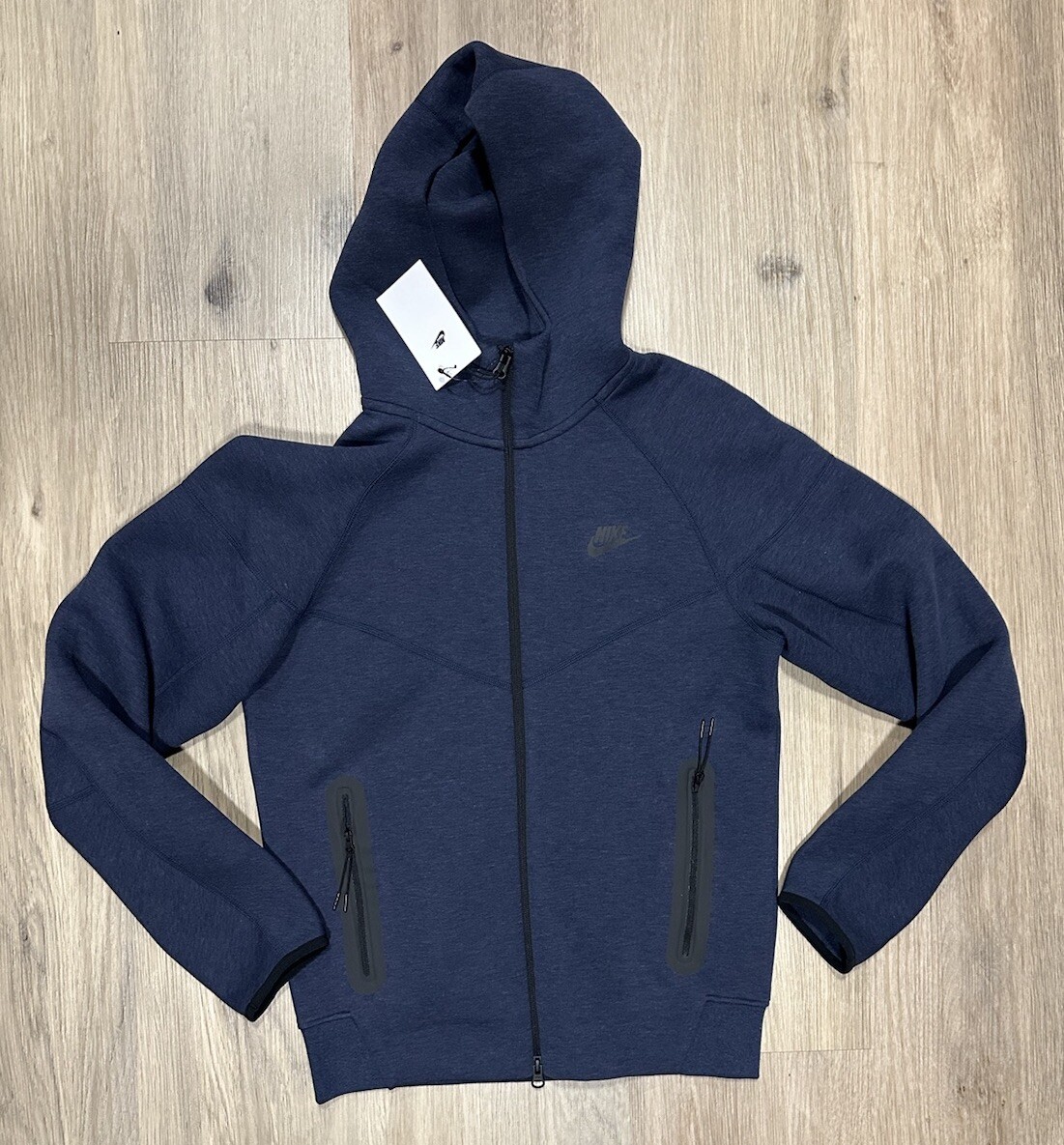 Nike Tech Fleece Windrunner Full-Zip Hoodie FB7921-473 Nike Tech Fleece Windrunner Full-Zip Hoodie FB7921-473