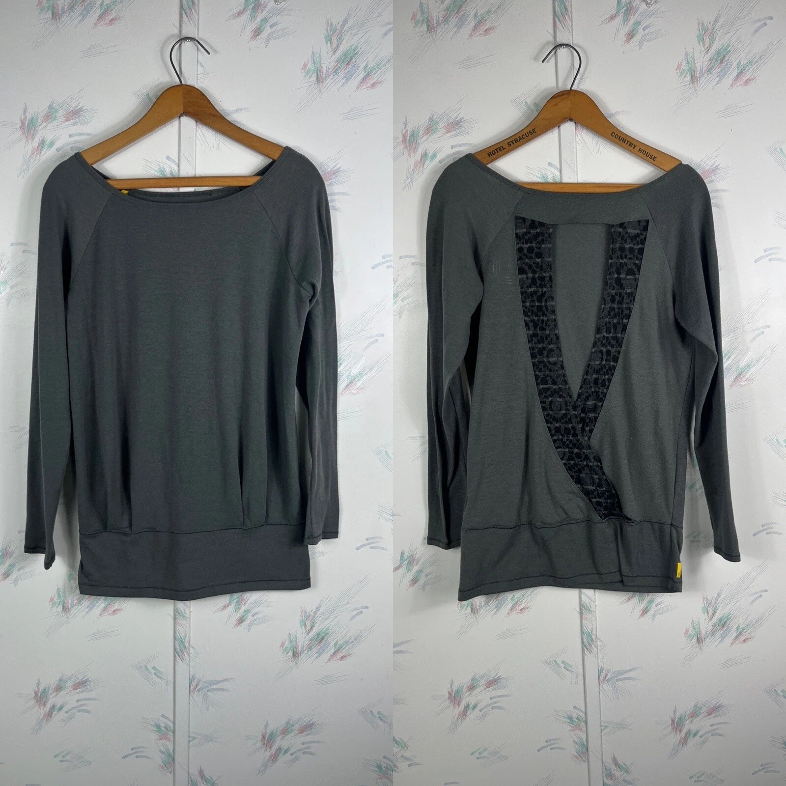 lole long sleeve open back leopard yoga athletic shirt